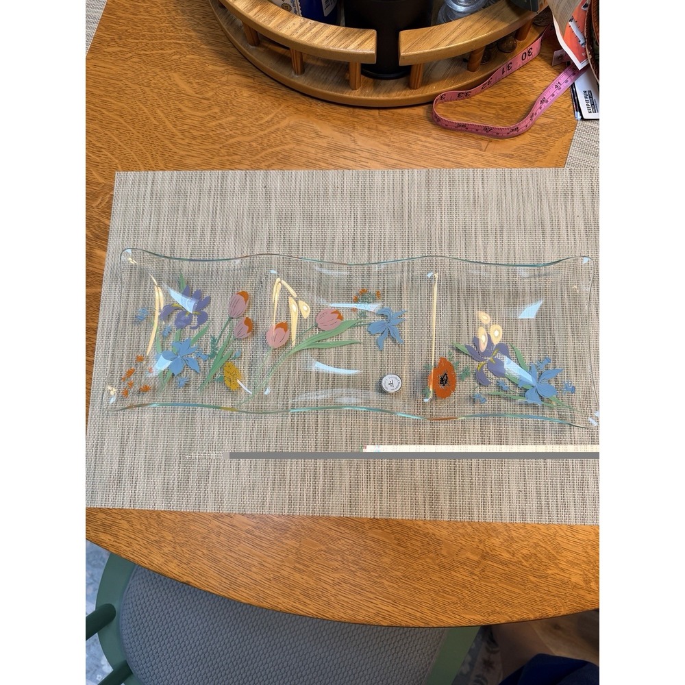 Dorothy Thorpe Spring Flowers Glass Triple Tidbit Tray NEW